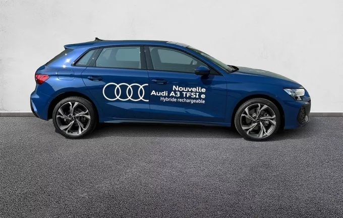 AUDI A3 Sportback 40 TFSI e Hybride rechargeable 204 S tronic 6 S line extérieur côté droit 9577