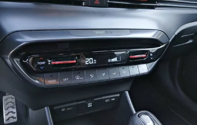 HYUNDAI I20 1.0 T-GDi 100 DCT-7 Hybrid 48V N Line Creative photo 14 13797