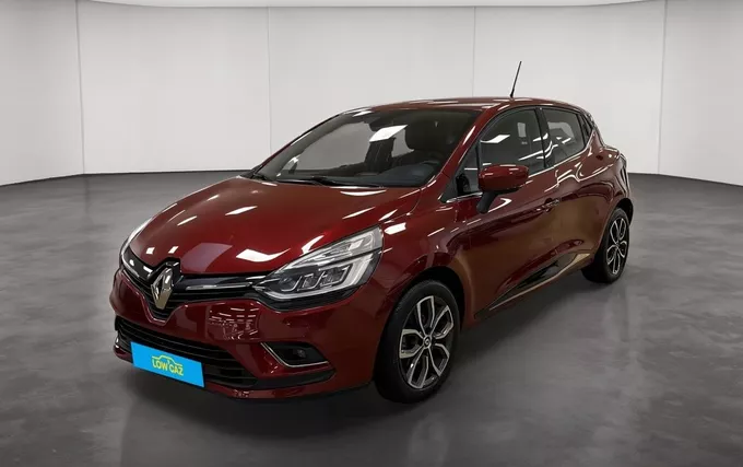 RENAULT CLIO TCe 90 E6C Intens extérieur trois quart avant gauche 213666