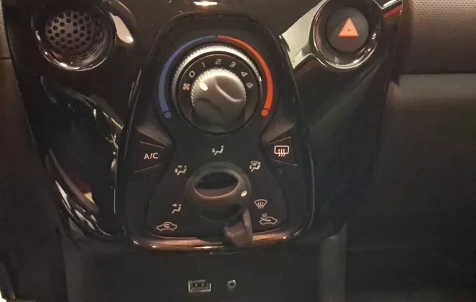 PEUGEOT 108 VTi 72ch S&S BVM5 Style photo 14 2125806