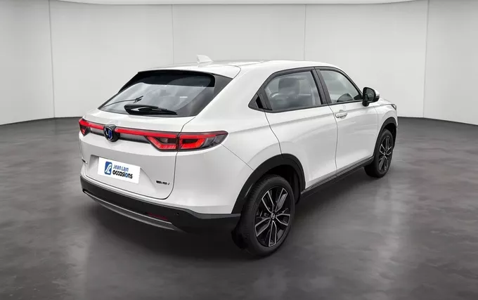 HONDA HR-V e:HEV 1.5 i-MMD Executive extérieur trois quart arrière droit 14099