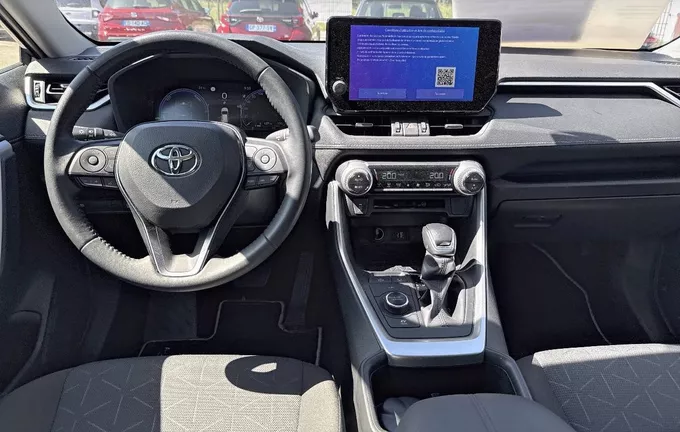 TOYOTA RAV4 Hybride Pro 222 ch AWD-i Dynamic Business + "Beyond Zero Academy" photo 18 1103607