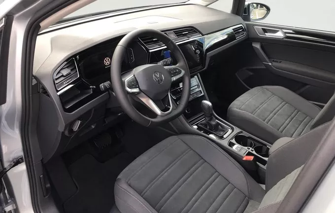 VOLKSWAGEN TOURAN 2.0 TDI 150 DSG7 7pl Style photo 11 6592