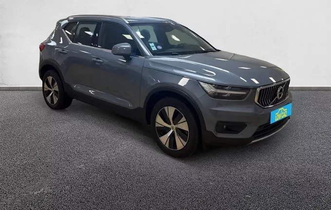 VOLVO XC40 T4 Recharge 129+82 ch DCT7 Inscription Business extérieur trois quart avant droit 213067