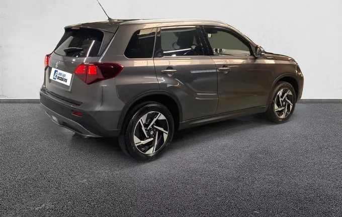 SUZUKI VITARA 1.5 Dualjet Hybrid Auto Style extérieur trois quart arrière droit 13596