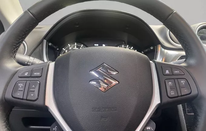 SUZUKI VITARA 1.5 Dualjet Hybrid Auto Style photo 12 13596