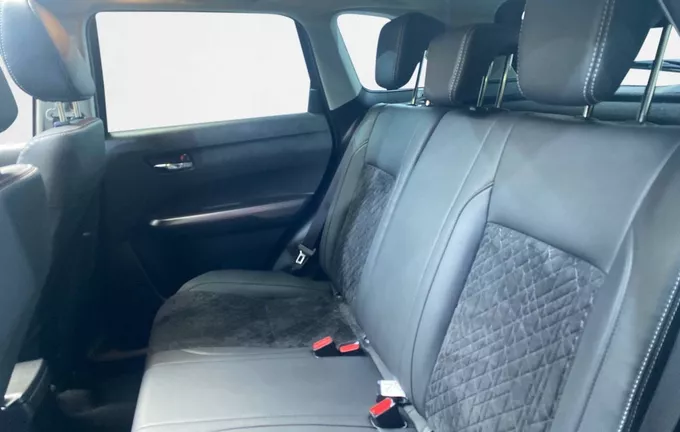 SUZUKI VITARA 1.5 Dualjet Hybrid Auto Style photo 17 13596