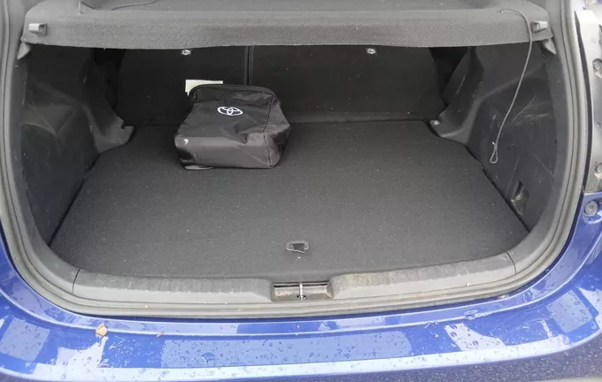 TOYOTA YARIS Hybride 116h Design photo 10 1103396
