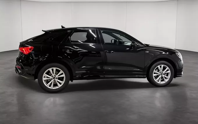 AUDI Q3 Sportback 35 TFSI 150 ch S tronic 7 S line extérieur côté droit 2133270
