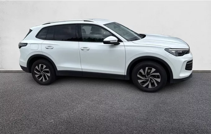 VOLKSWAGEN TIGUAN 1.5 eTSI 130ch DSG7 VW Edition extérieur côté droit 2128580