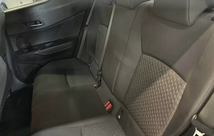 TOYOTA C-HR Hybride 1.8L Design photo 17 