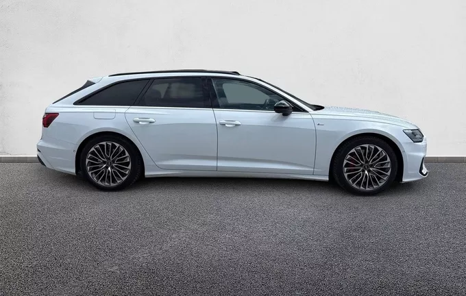 AUDI A6 Avant 55 TFSIe 367 ch S tronic 7 Quattro Competition extérieur côté droit 2127423