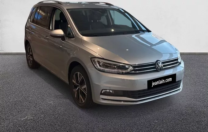 VOLKSWAGEN TOURAN 1.5 TSI EVO 150 DSG7 7pl Style extérieur trois quart avant droit 8938