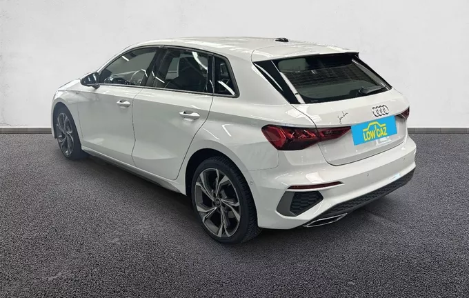 AUDI A3 Sportback 30 TDI 116 S tronic 7 S Line extérieur trois quart arrière gauche 213698