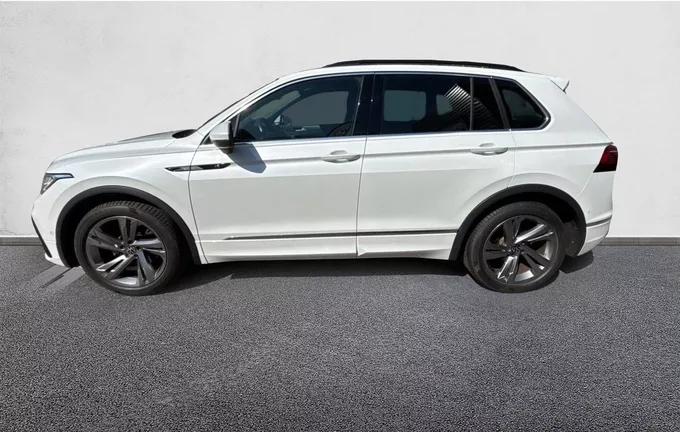 VOLKSWAGEN TIGUAN 1.5 TSI 150ch DSG7 R-Line extérieur trois quart arrière gauche 2127006