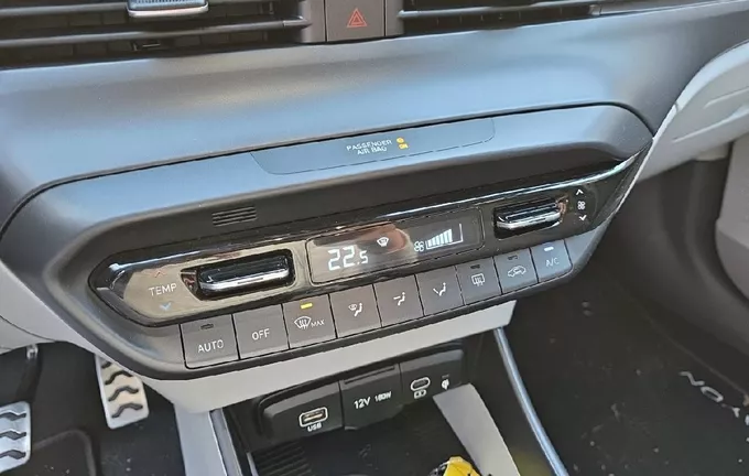 HYUNDAI BAYON 1.0 T-GDi 100 Creative photo 14 5494141