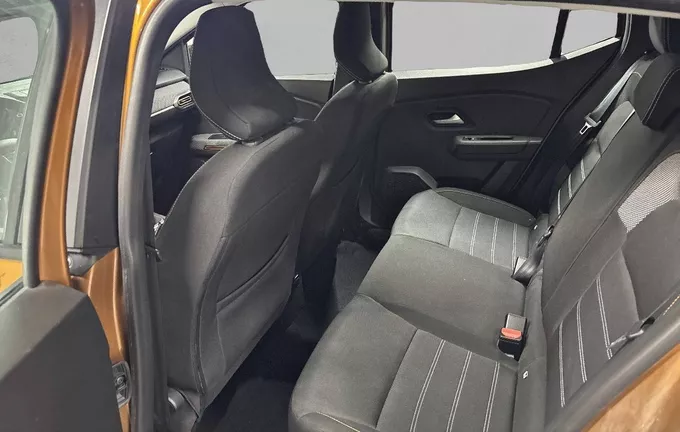 DACIA SANDERO TCe 90 - 22 photo 17 2130586