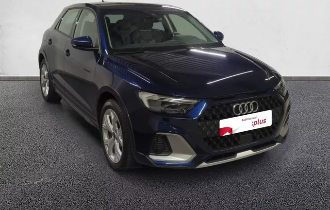 AUDI A1 Allstreet 30 TFSI 110 ch S tronic 7 Avus extérieur trois quart avant droit 2128901