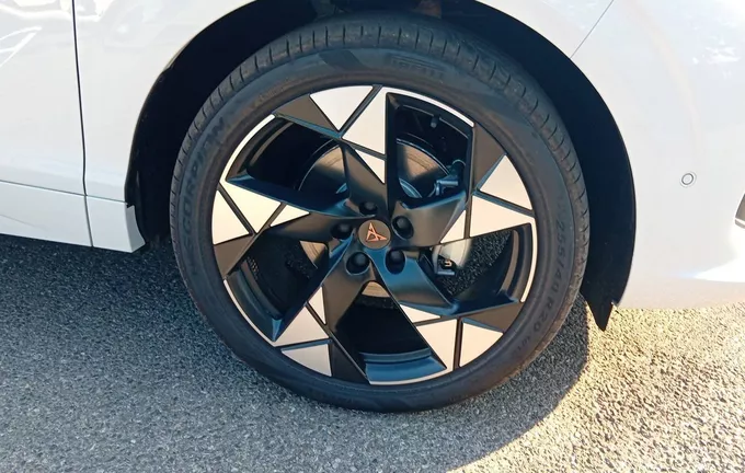 CUPRA TERRAMAR 1.5 eTSI Hybrid 150 ch DSG7 V photo 9 0460