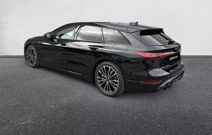 AUDI A6 E-TRON Avant Performance 367 ch 100 kWh S line extérieur trois quart arrière gauche 9583