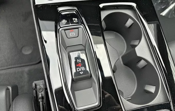 AUDI A6 E-TRON Avant Performance 367 ch 100 kWh S line photo 13 9583