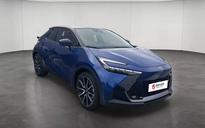 TOYOTA C-HR Hybride Rechargeable 225 GR Sport extérieur trois quart avant droit 126481