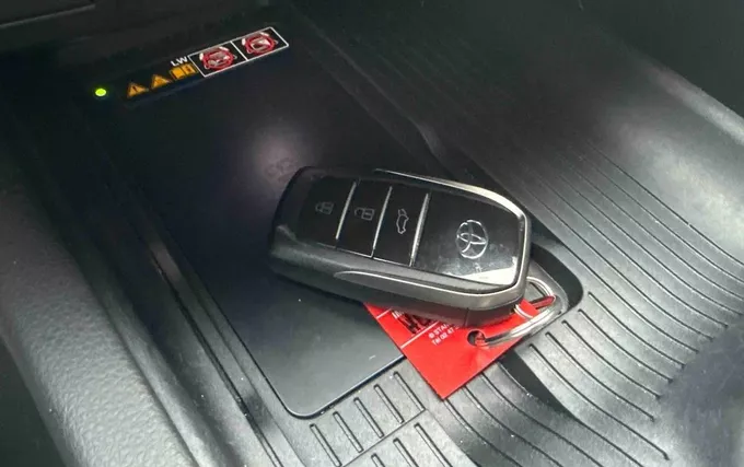 TOYOTA C-HR Hybride Rechargeable 225 GR Sport photo 19 126481