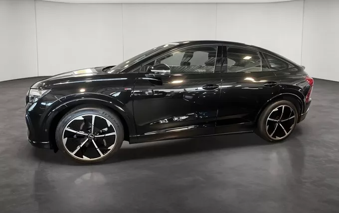 AUDI Q4 E-TRON Sportback 40 204 ch 82 kWh S line extérieur côté gauche 2130892