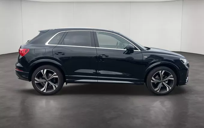 AUDI Q3 35 TFSI 150 ch S tronic 7 S line plus extérieur côté droit 2132761