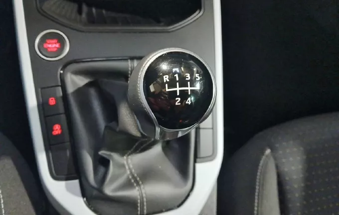 SEAT ARONA 1.0 TSI 95 ch Start/Stop BVM5 Copa photo 14 945160