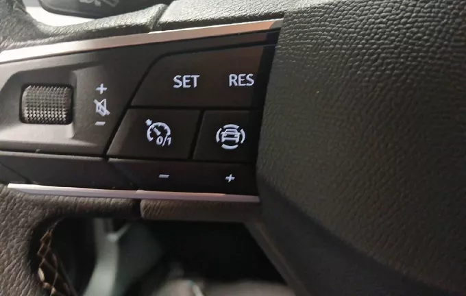 SEAT ARONA 1.0 TSI 95 ch Start/Stop BVM5 Copa photo 20 945160