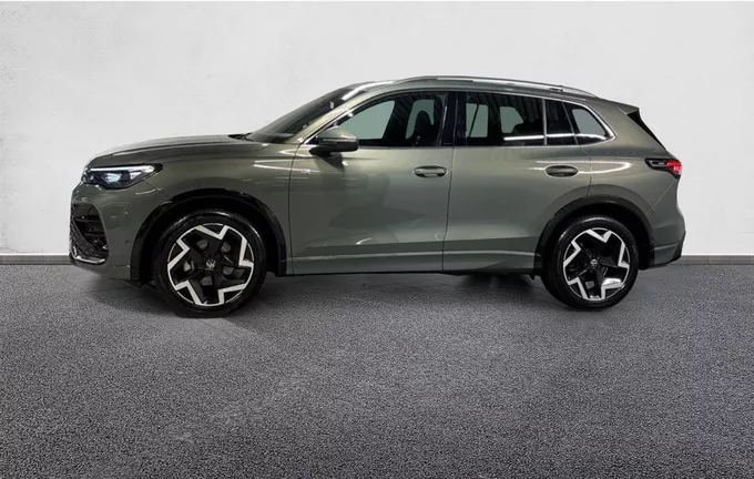 VOLKSWAGEN TIGUAN 1.5 eTSI 150ch DSG7 R-Line Edition extérieur côté gauche 2130464