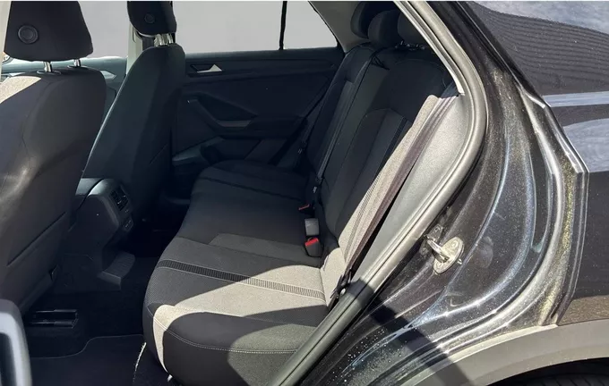 VOLKSWAGEN T-ROC 1.0 TSI 116 Start/Stop BVM6 VW Edition extérieur arrière 2128409