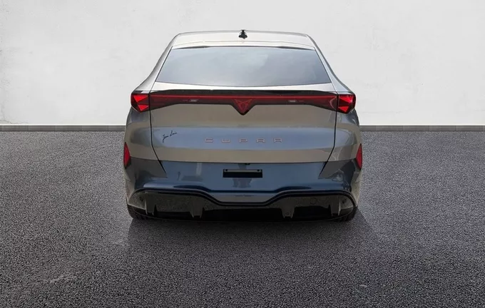 CUPRA TAVASCAN 286 ch V extérieur arrière 0475