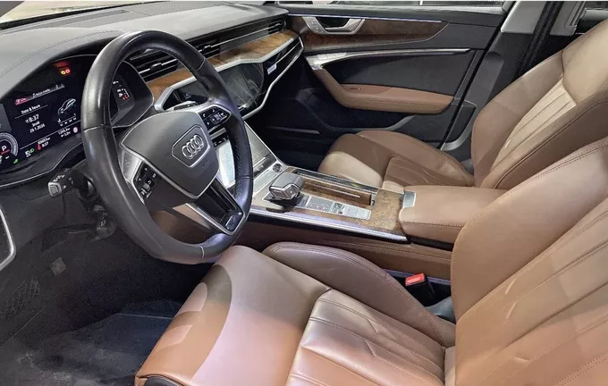 AUDI A6 Avant 50 TFSIe 299 ch S tronic 7 Quattro Avus Extended photo 13 3014081