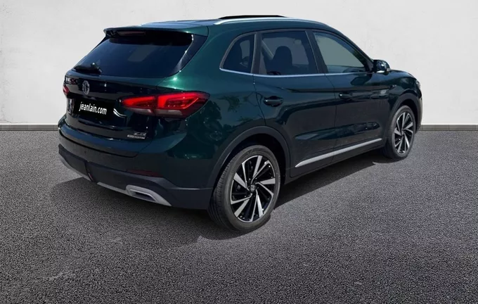 MG ZS 1.5 L Hybrid+ 197 ch Luxury extérieur trois quart arrière droit 9138
