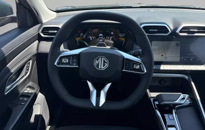 MG ZS 1.5 L Hybrid+ 197 ch Luxury photo 11 9138