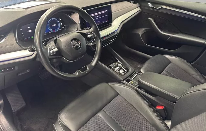 SKODA OCTAVIA Combi 2.0 TDI 150 ch DSG7 Style photo 11 213601