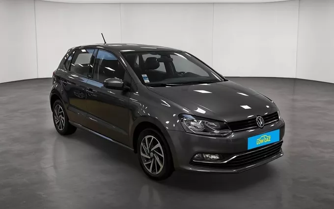 VOLKSWAGEN POLO 1.2 TSI 90 BMT Confortline extérieur trois quart avant droit 213646