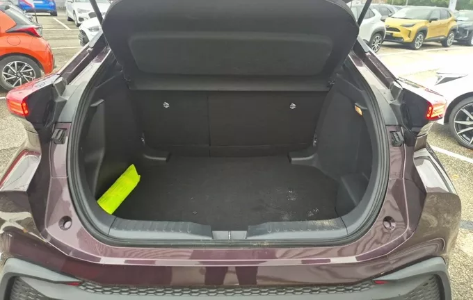 TOYOTA C-HR Hybride 200 Design photo 10 1102749