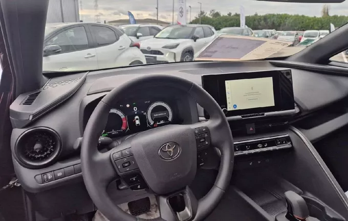 TOYOTA C-HR Hybride 200 Design photo 18 1102749
