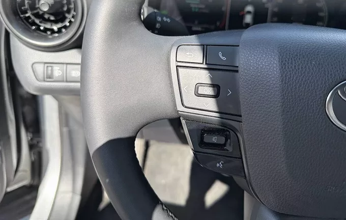TOYOTA C-HR Hybride 140 Design photo 12 1103521
