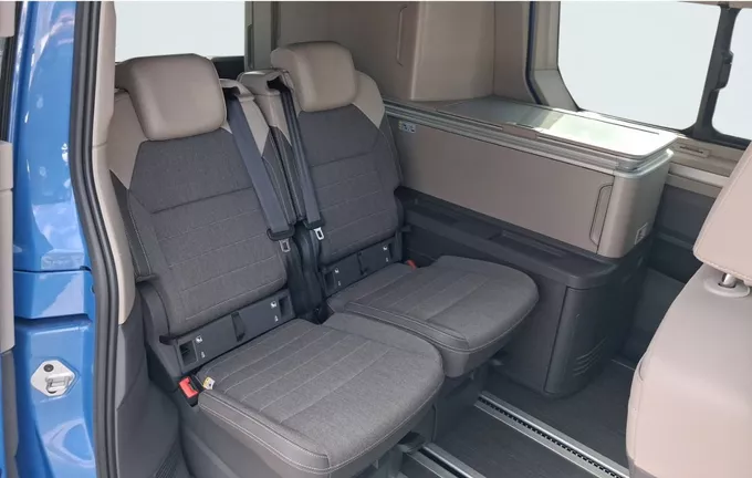 VOLKSWAGEN UTILITAIRES CALIFORNIA 2.0 TDI 150 DSG7 Ocean extérieur arrière 106184