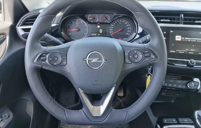 OPEL CORSA 1.2 75 ch BVM5 Elegance Business photo 12 2130498
