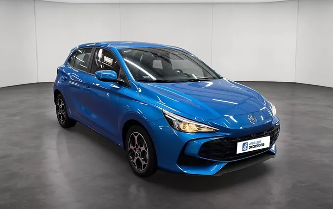 MG MG3 1.5 L Hybrid+ 195 ch Comfort extérieur trois quart avant droit 601371