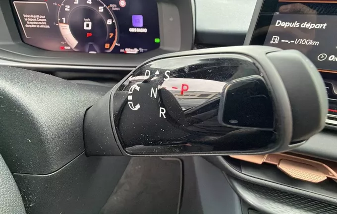 CUPRA TERRAMAR 1.5 eTSI Hybrid 150 ch DSG7 V photo 13 3030