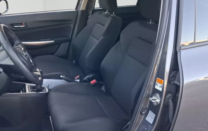 SUZUKI SWIFT 1.2 Dualjet Hybrid AllGrip Pack photo 11 14021