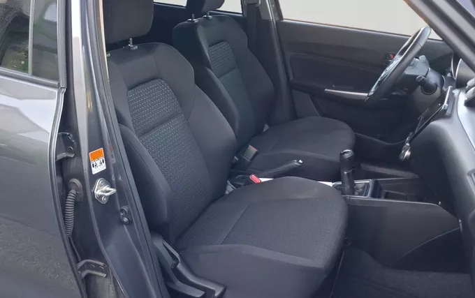SUZUKI SWIFT 1.2 Dualjet Hybrid AllGrip Pack photo 18 14021
