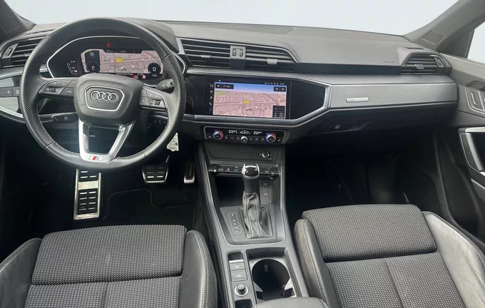 AUDI Q3 Sportback 45 TFSIe 245 ch S tronic 6 S line photo 18 2125228