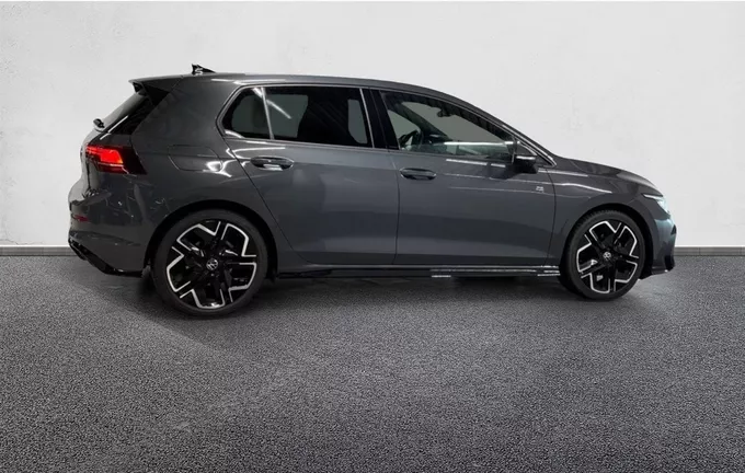 VOLKSWAGEN GOLF 1.5 eTSI EVO2 116 DSG7 R-Line Edition extérieur côté droit 2130461